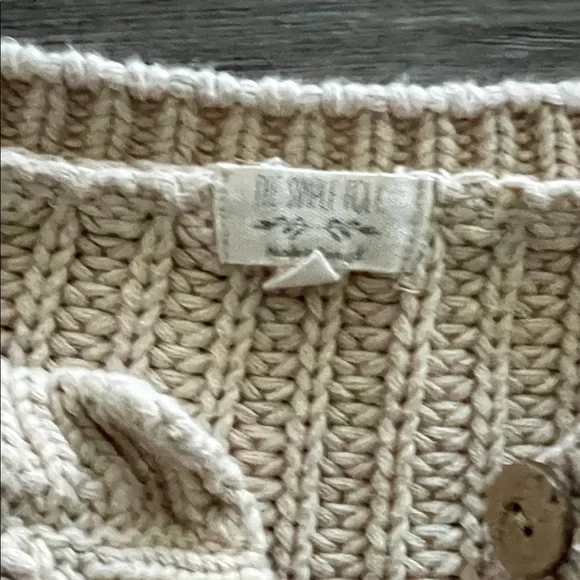 100% Organic Cotton Women's Cream Sweater - Picture 2 of 3